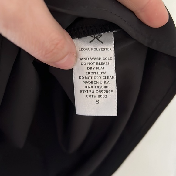 *3/20* Everly Black Short Sleeve LBD - Picture 5 of 8